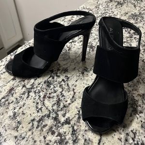 Black Aldo Suede Sandals